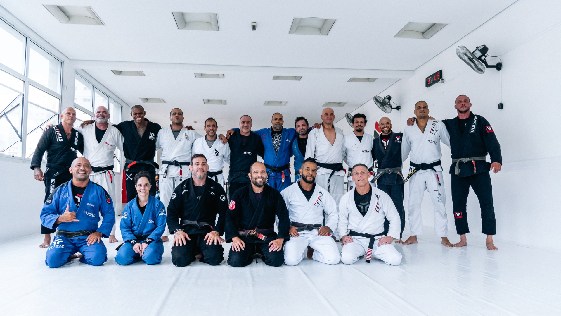 Equipe do projeto social Lutar para Vencer em São Paulo